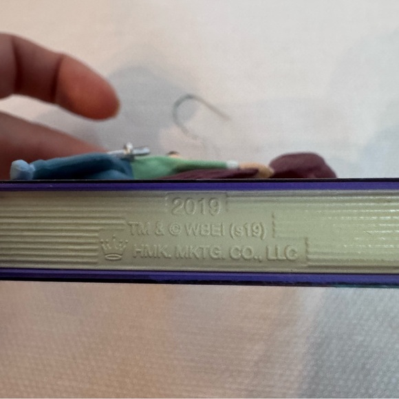 Harry Potter Book 2019 Hallmark Keepsake Ornament - Picture 4 of 7